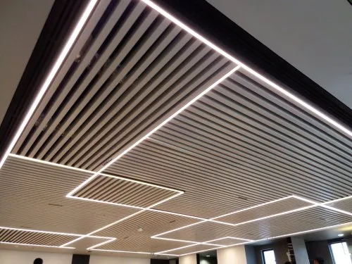 قیمت سقف کاذب لوورآلومینیومی بارکدی به چه عواملی بستگی دارد؟