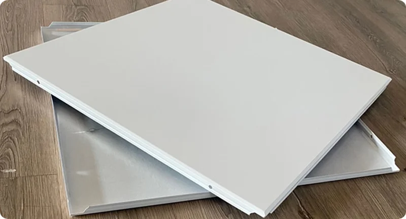 مخترع تایل آلومینیومی در جهان چه کسی بود؟ و اولین بار چه شرکتی تایل آلومینیومی را در جهان تولید کرده است ؟