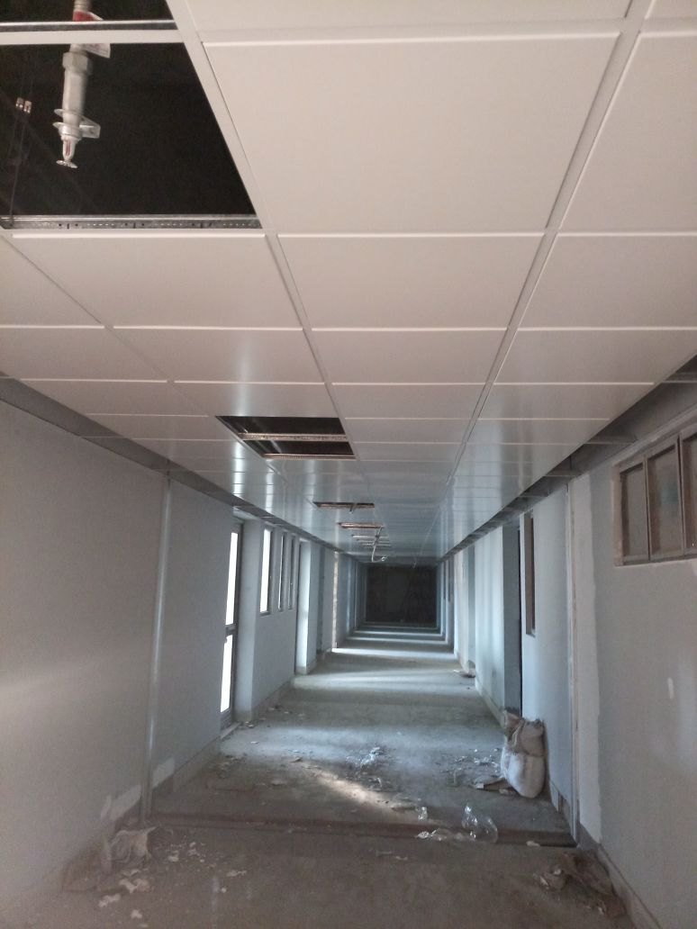 آیا تایل آلومینیومی سقف کاذب مورد تایید اداره آتش نشانی است ؟