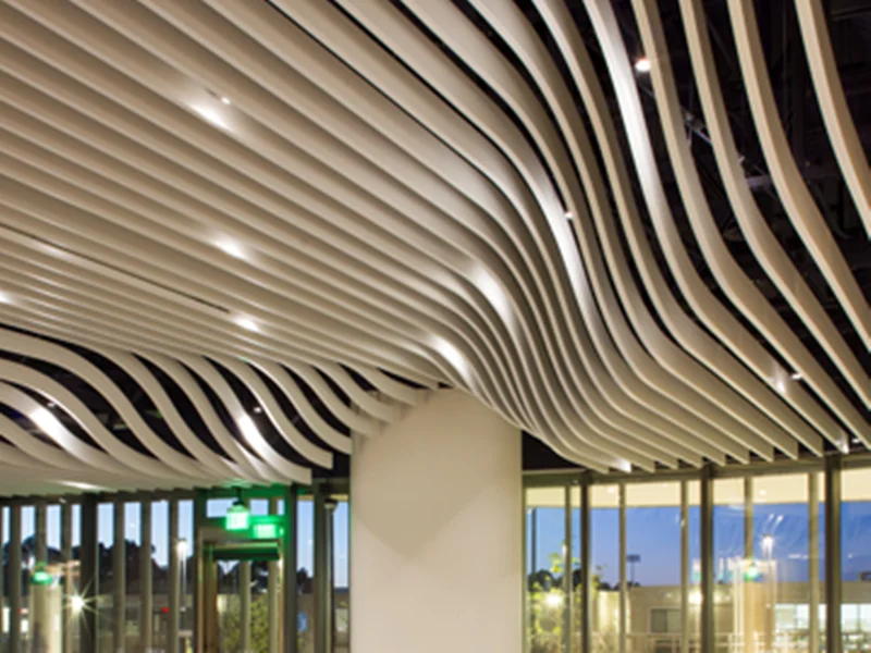 تفاوت سقف کاذب لوور ترموود با لوور آلومینیومی چیست؟