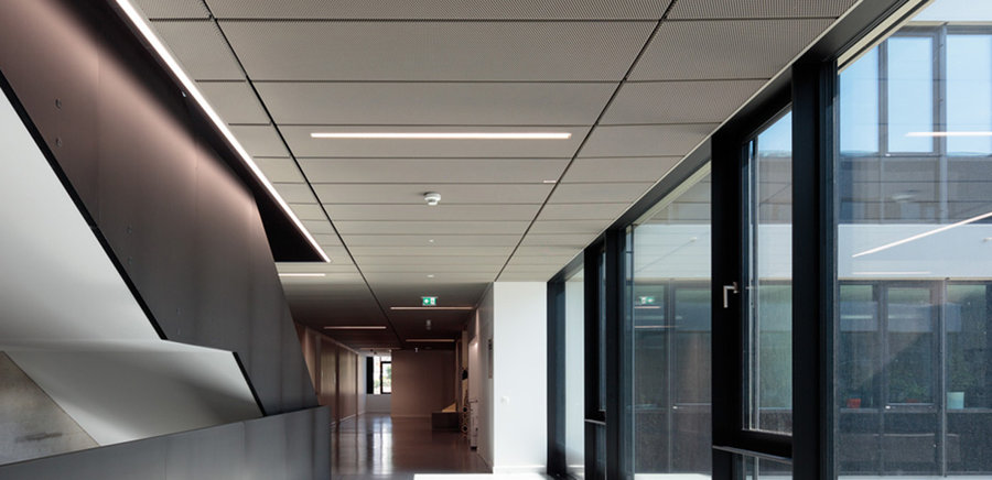 تفاوت تایل آلومینیومی سقف کاذب با تایل آکوستیک مینرال چیست؟